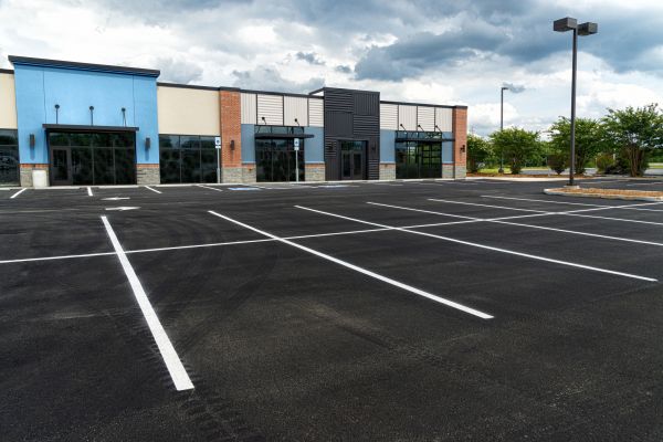 Parking Lot Blacktopping in Richmond