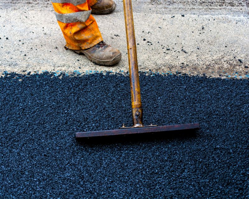 Who Does Asphalt Service